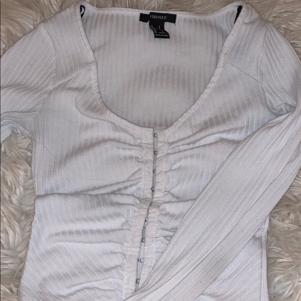 WHITE CINCH TOP